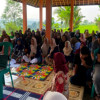 UPI dan Dinkes Subang Bimbing Teknis Keamanan Pangan Usaha Olahan Kedelai di Desa Darmaga 
